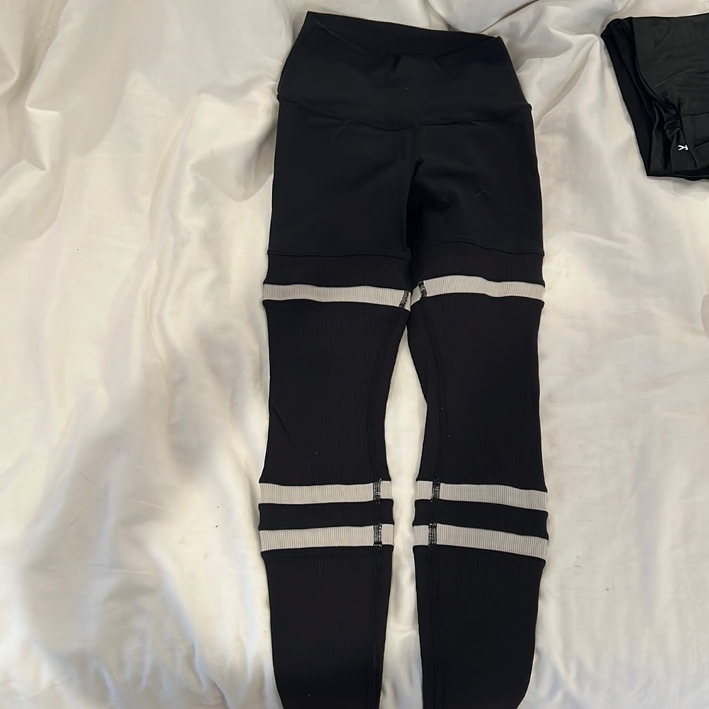 Alo yoga leggings